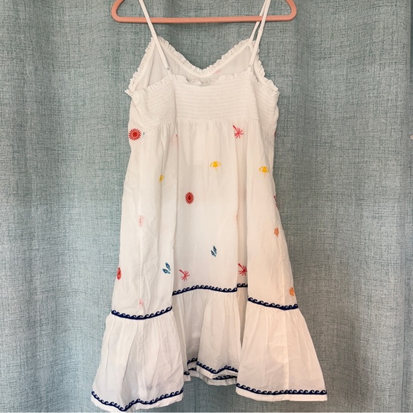 White Embroidered Sundress Cotton Ruffle Hem Beach Motif - Picture 4 of 6